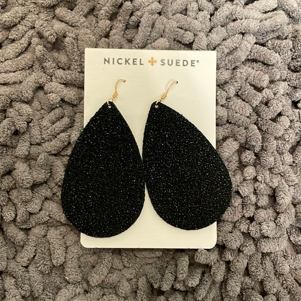 Nigel & suede leather earrings medium NWT